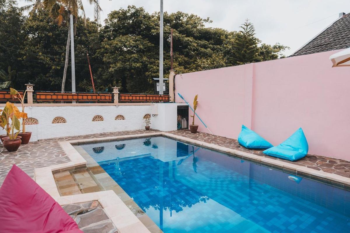 Mong Bungalows Kuta  ภายนอก รูปภาพ